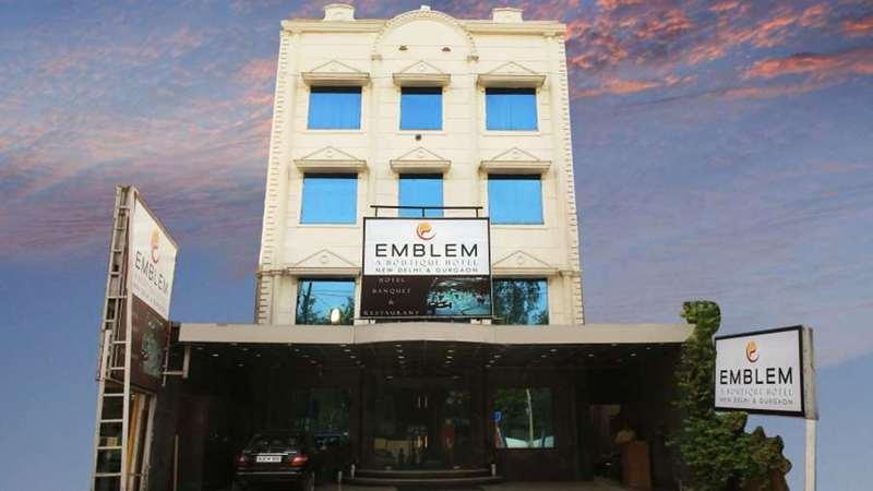 Emblem Hotel Sector 14 Gurgaon Dış mekan fotoğraf