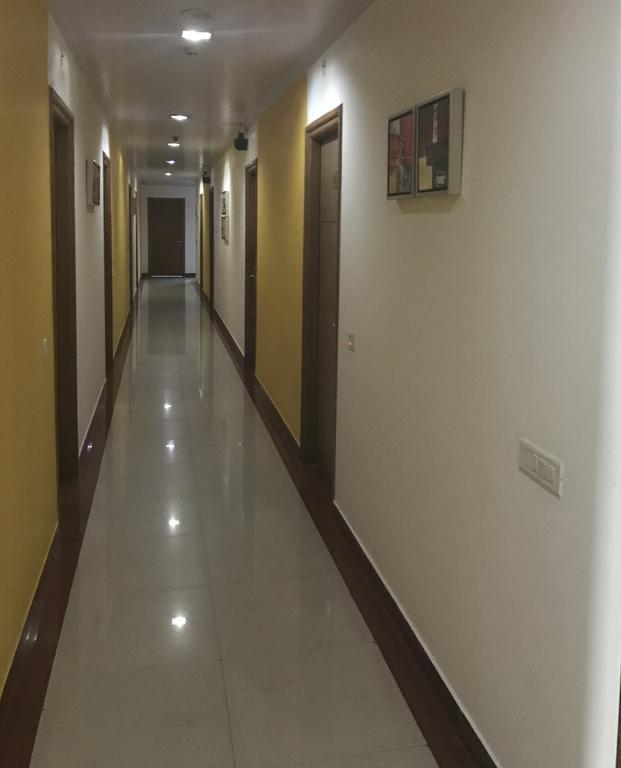 Emblem Hotel Sector 14 Gurgaon Dış mekan fotoğraf