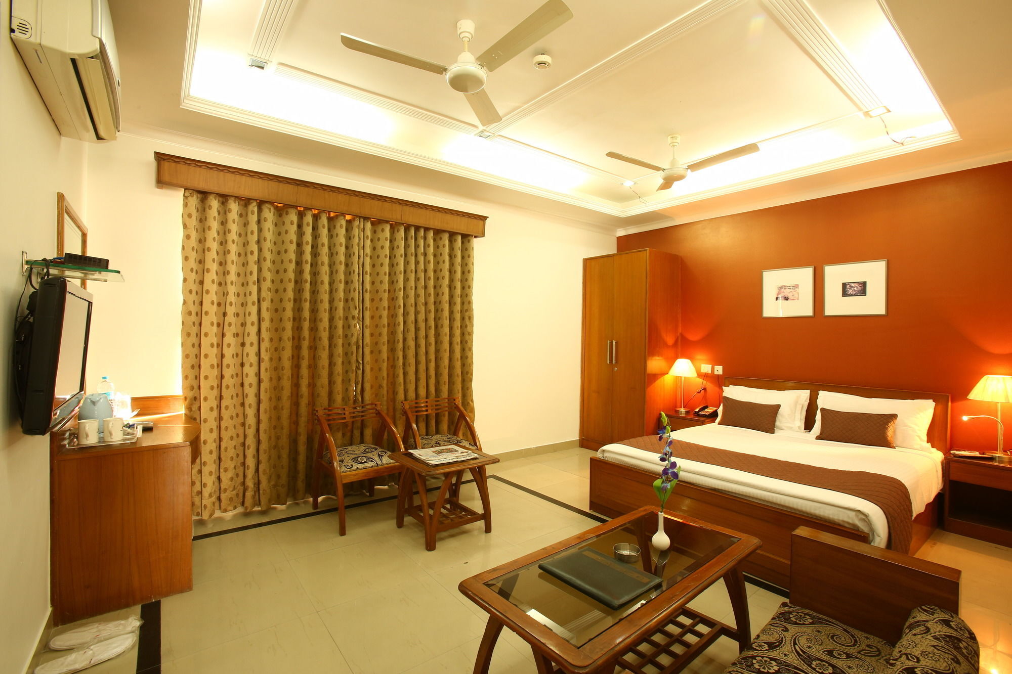 Emblem Hotel Sector 14 Gurgaon Dış mekan fotoğraf