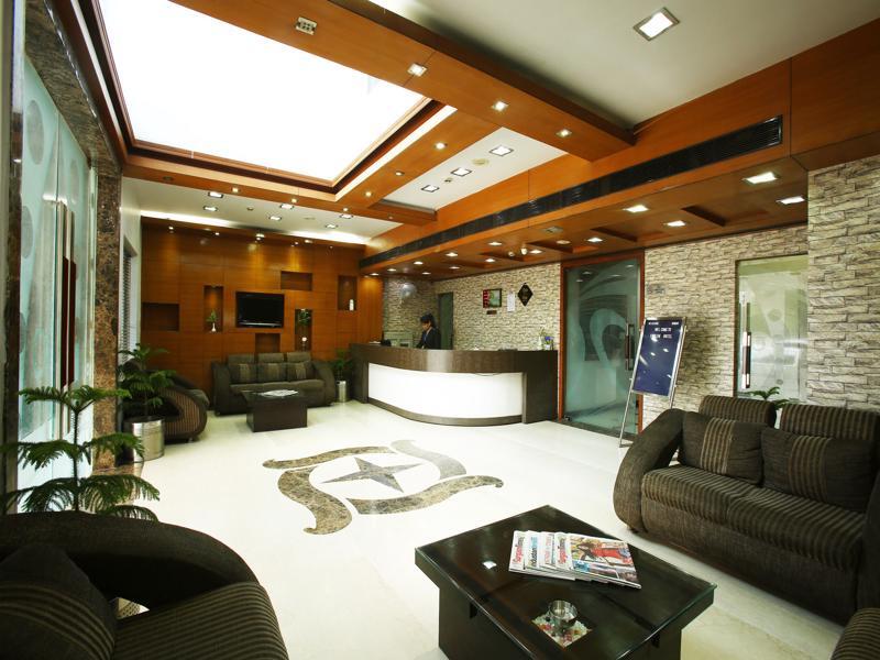 Emblem Hotel Sector 14 Gurgaon Dış mekan fotoğraf