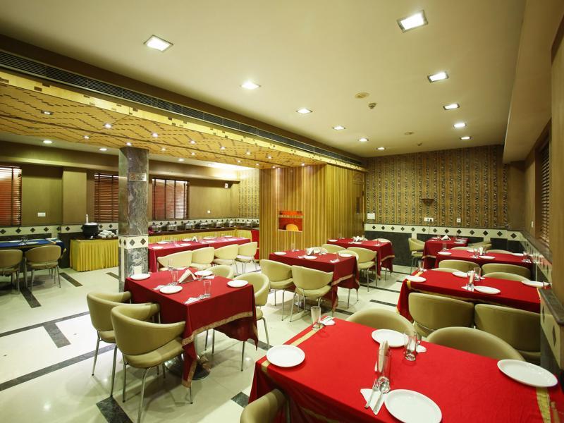 Emblem Hotel Sector 14 Gurgaon Dış mekan fotoğraf